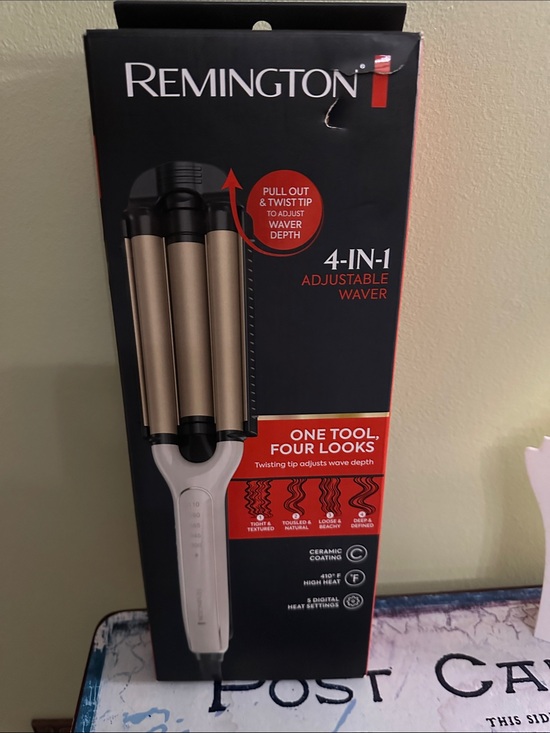 Remington Other - Remington 4-in-1 Adjustable WaverNIB